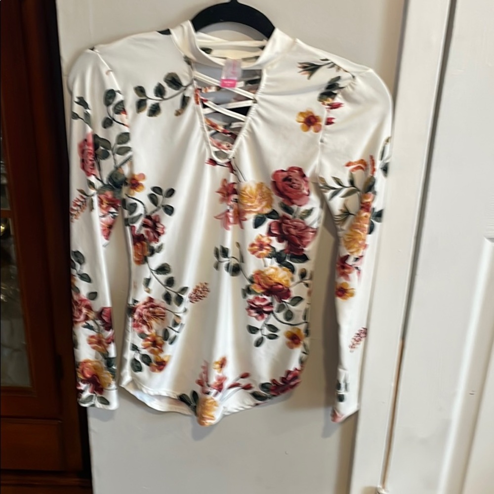 No Boundaries long sleeve